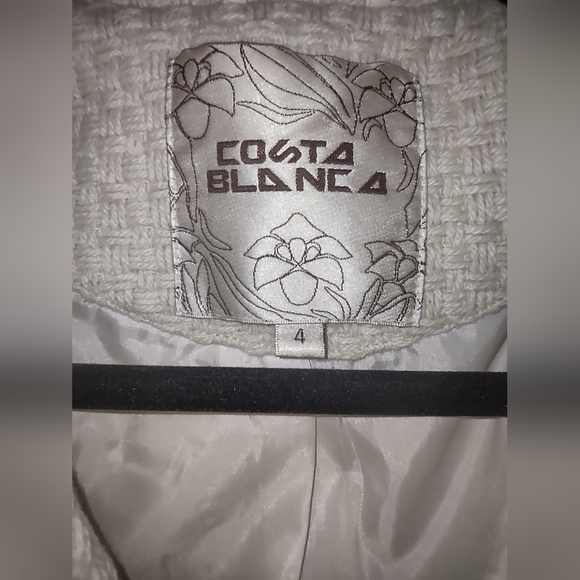 Costa Blanca beige button trench coat - Picture 3 of 9